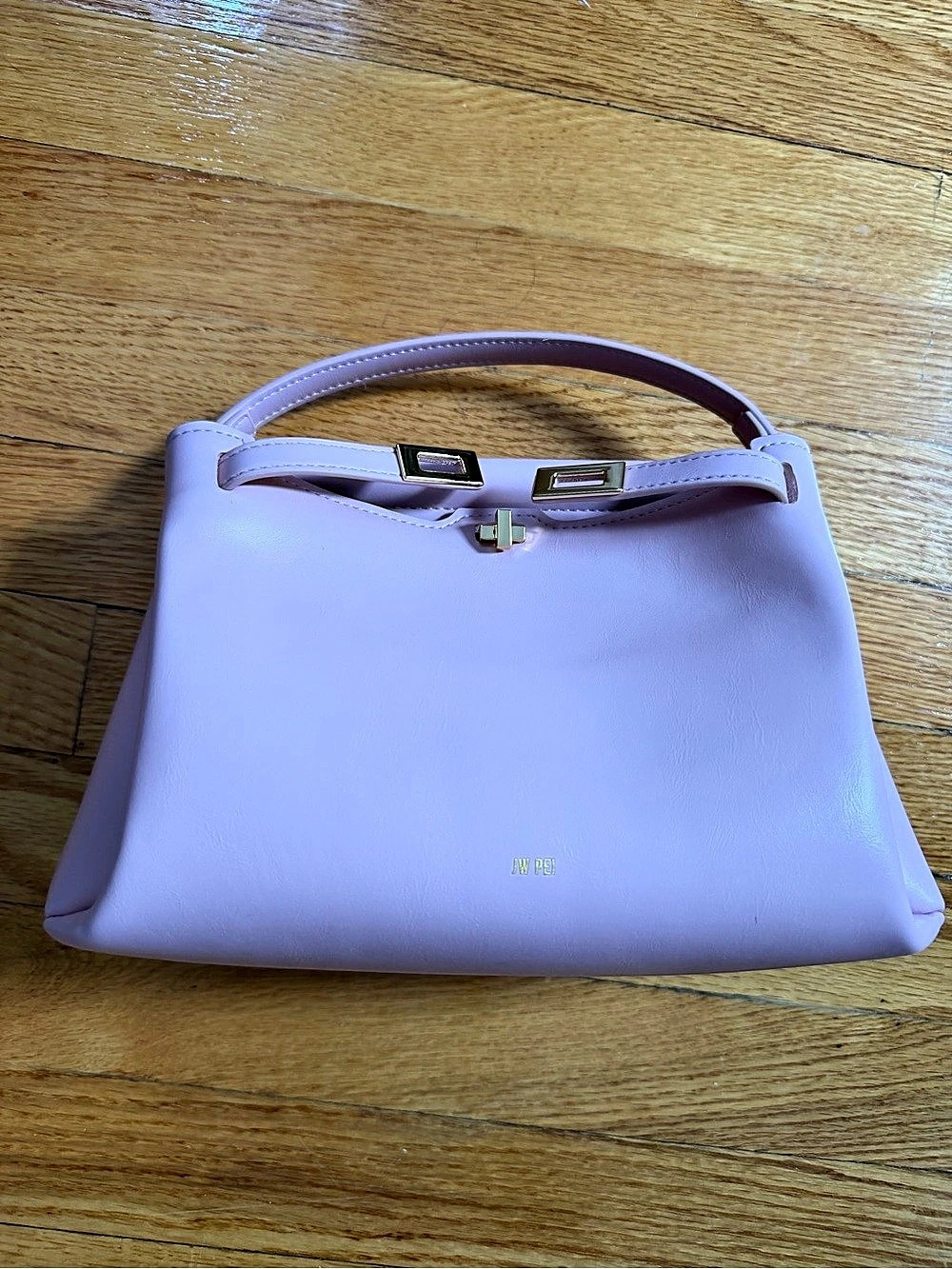 JW PEI Shoulder Bag in Pink